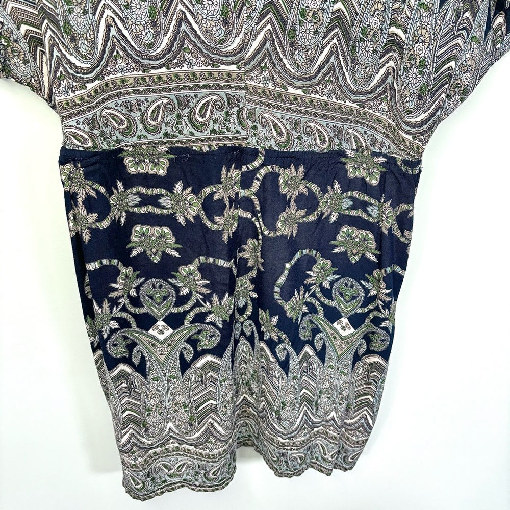 Paisley Print Empire Waist Women’s V-Neck Top M/L EUC - Picture 9 of 13